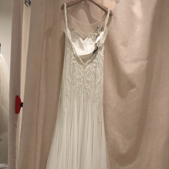 Fit and flare, illusion neckline, ivory, lots of beads - Picture 3 of 5